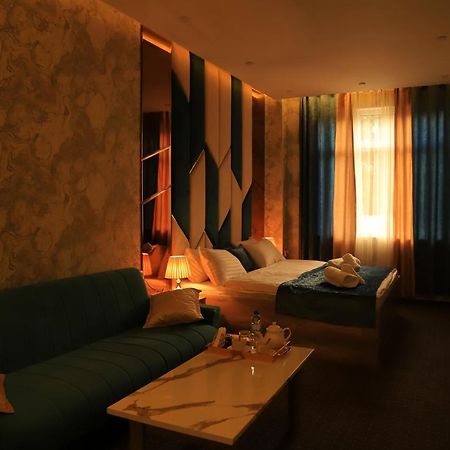 Green Hotel Ντουσαμπέ Εξωτερικό φωτογραφία